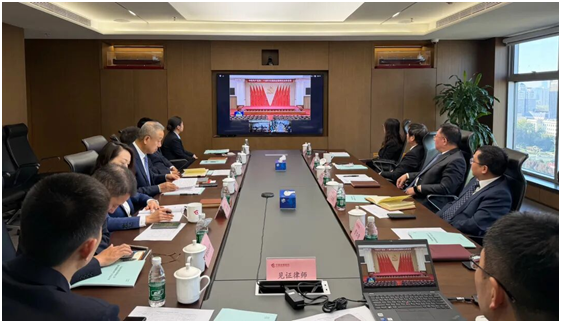 华夏金租召开董事高管集中学习会议